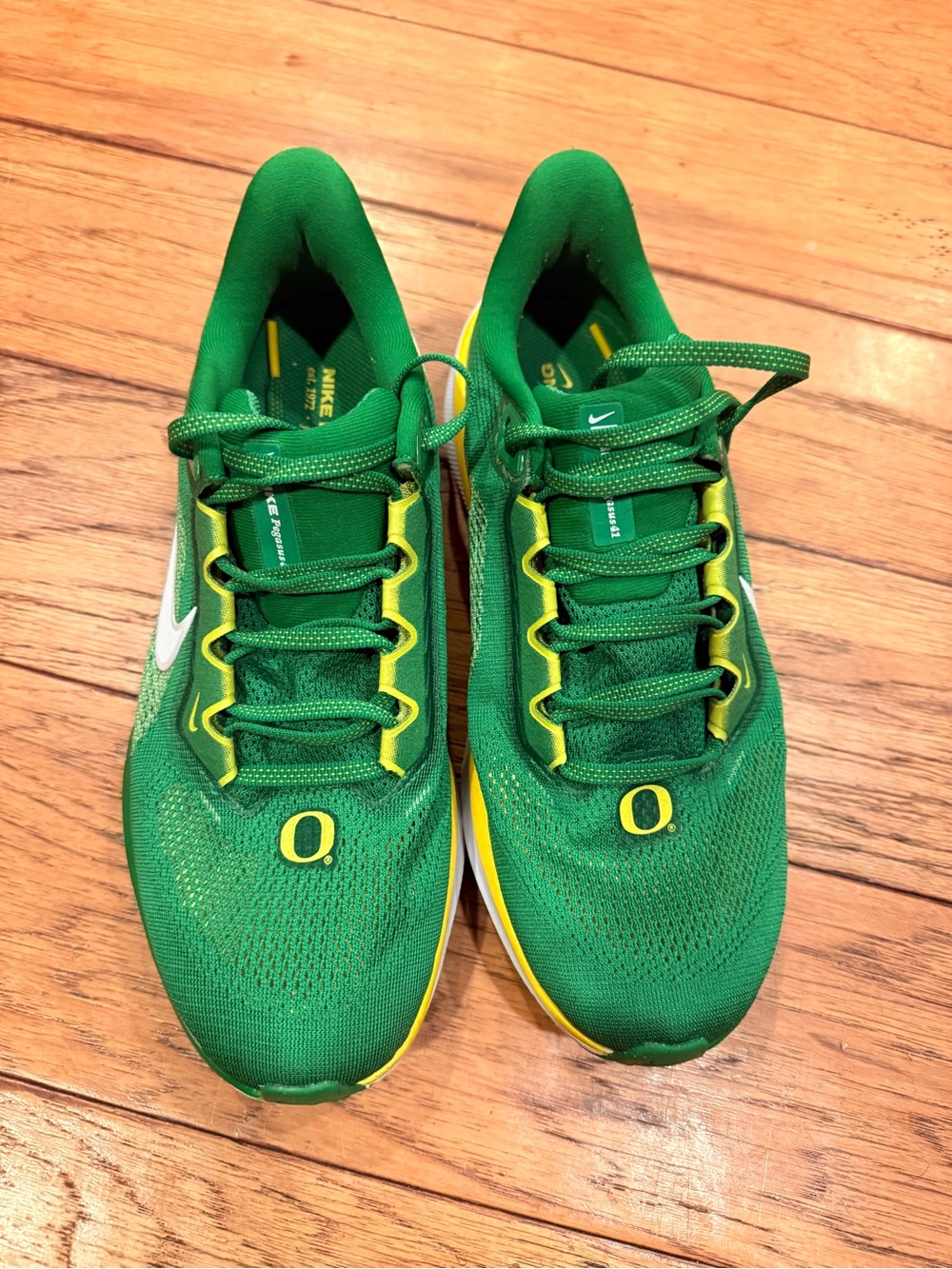 Nike Air Zoom Pegasus Men’s Green and Yellow  Running Shoes